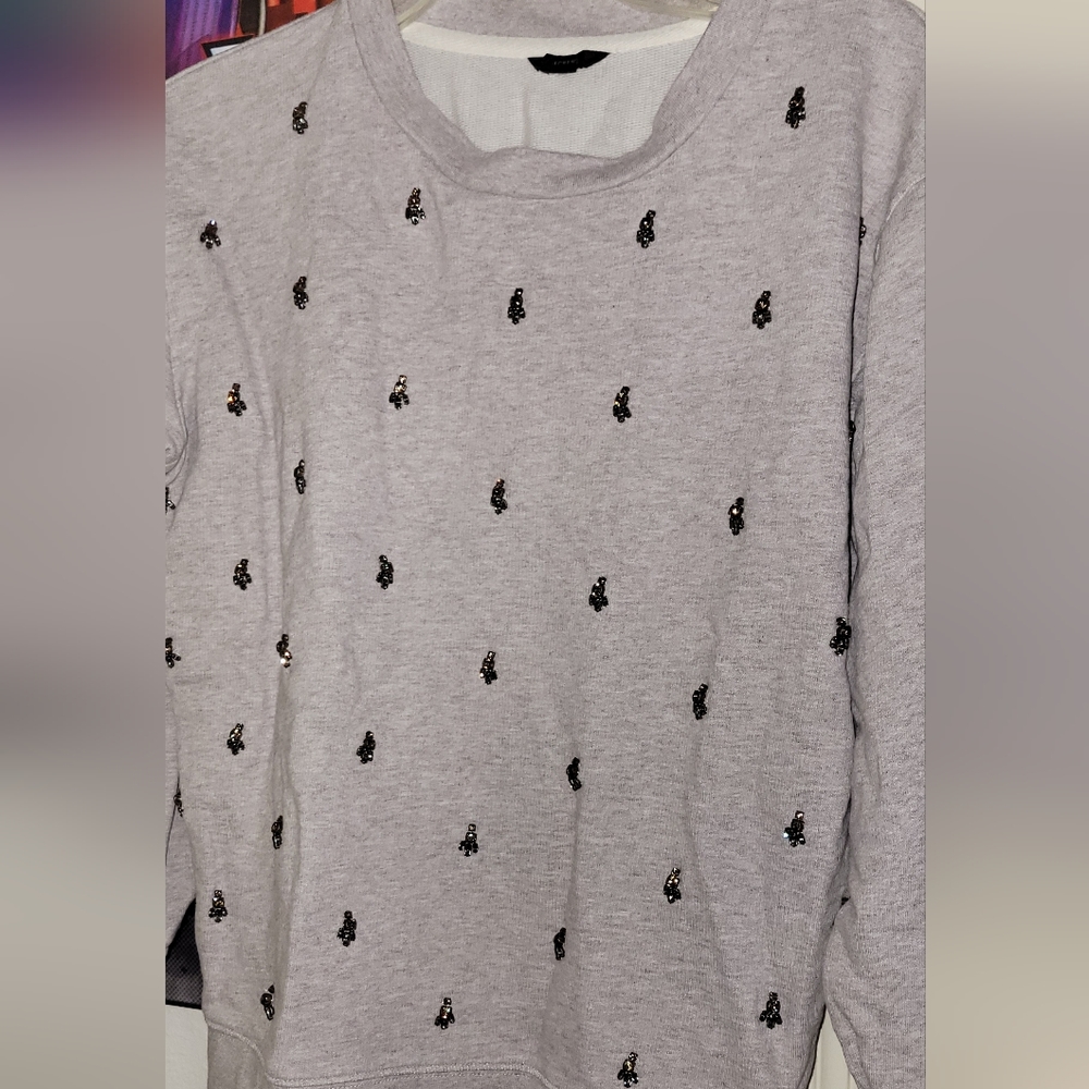 Sweater - Picture 4 of 4